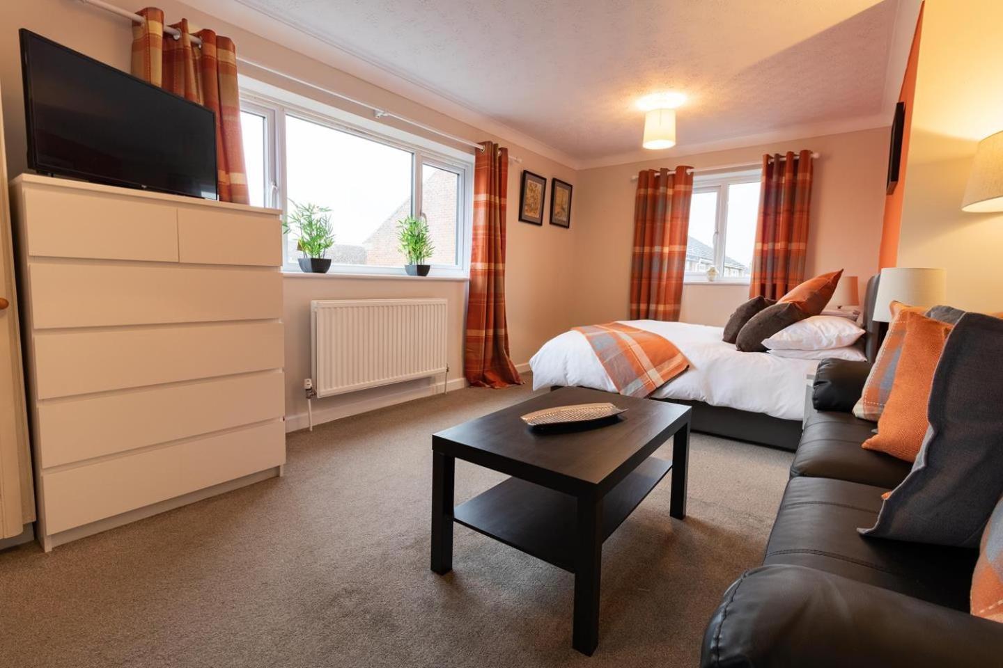St Anne'S Serviced Accommodation - Bicester Oxfordshire Eksteriør bilde