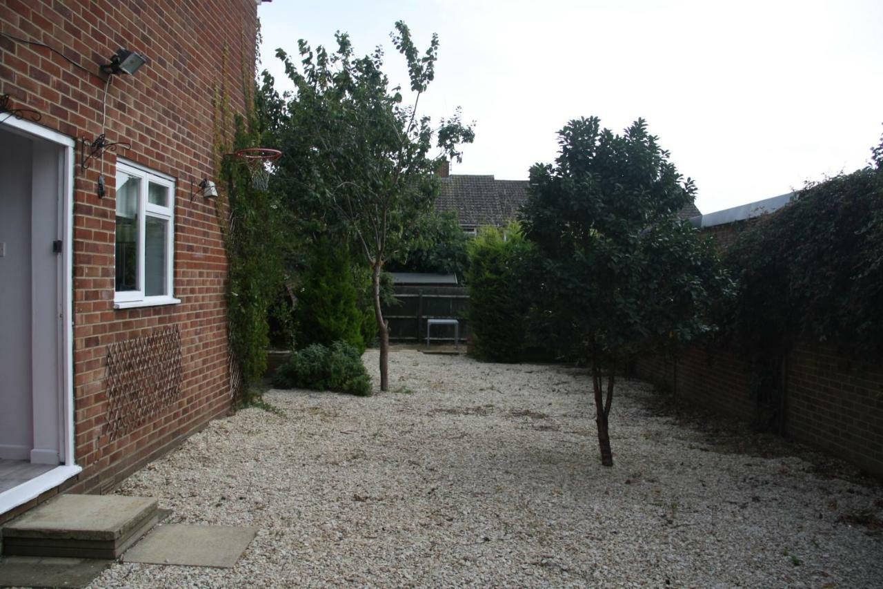 St Anne'S Serviced Accommodation - Bicester Oxfordshire Eksteriør bilde