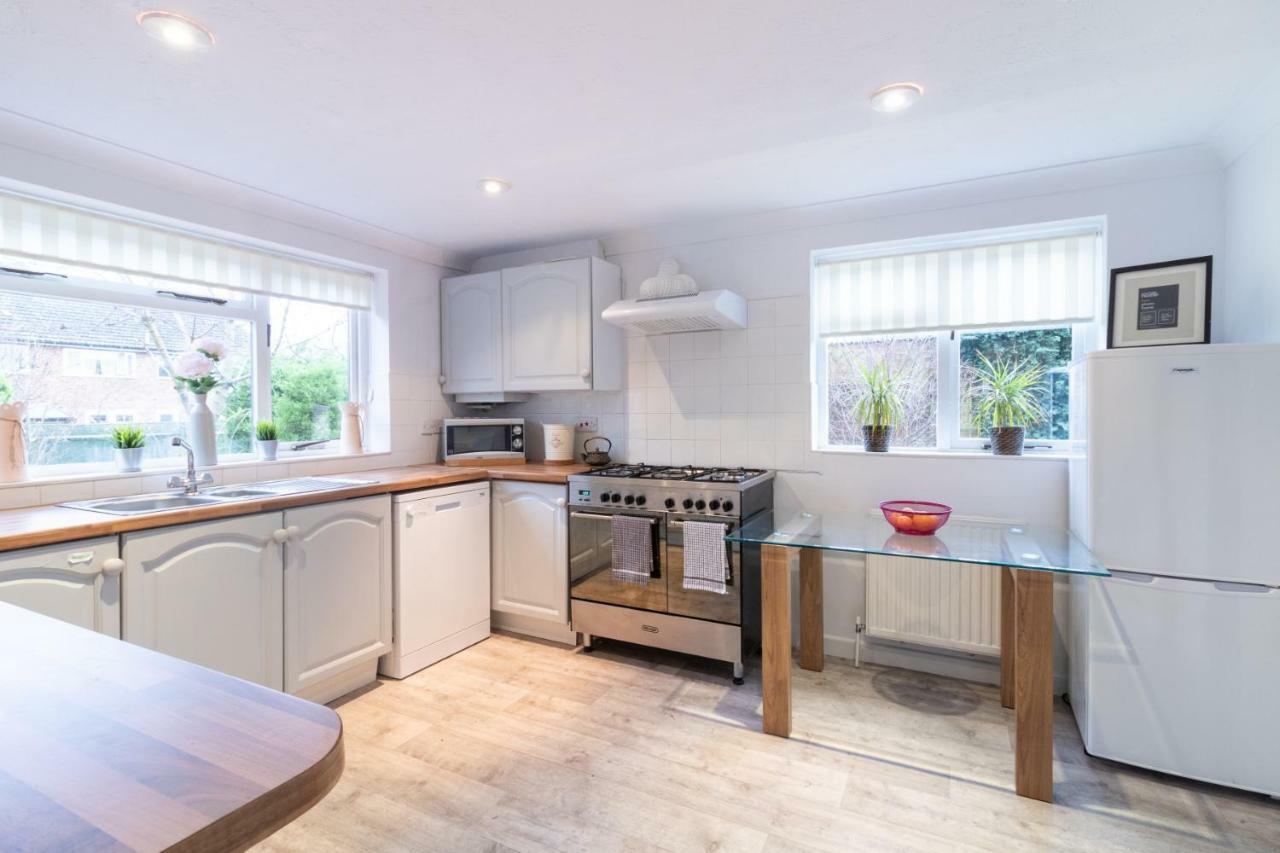 St Anne'S Serviced Accommodation - Bicester Oxfordshire Eksteriør bilde